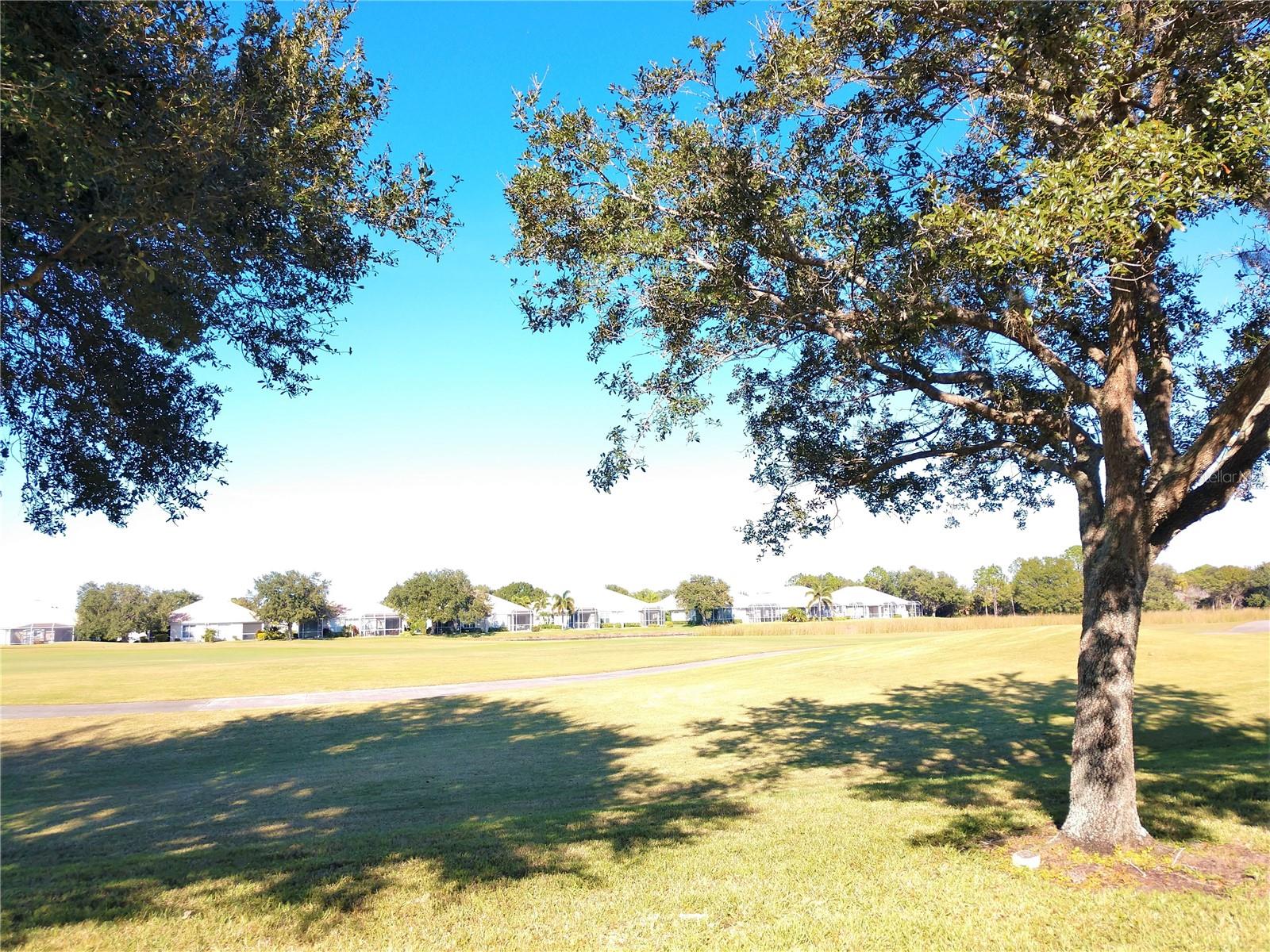 PELICAN POINTE GOLF & COUNTRY CLUB - Residential Lease
