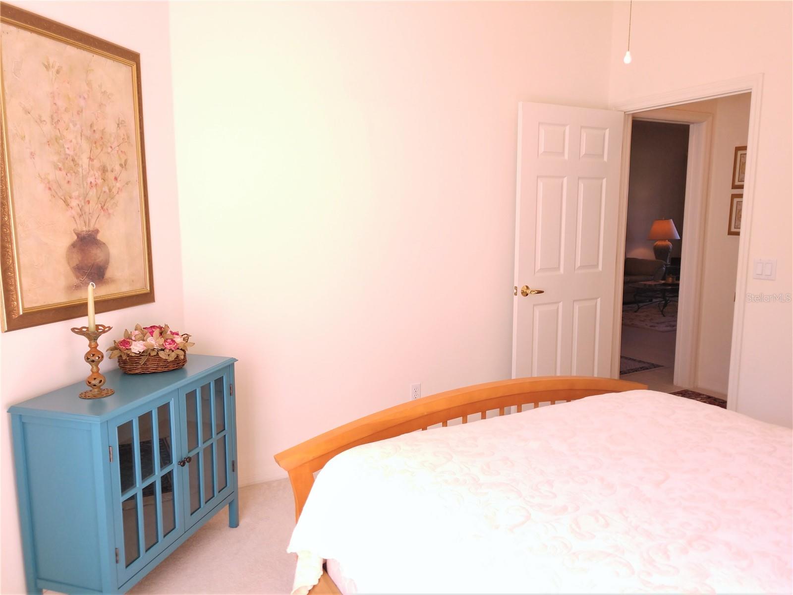 PELICAN POINTE GOLF & COUNTRY CLUB - Residential Lease