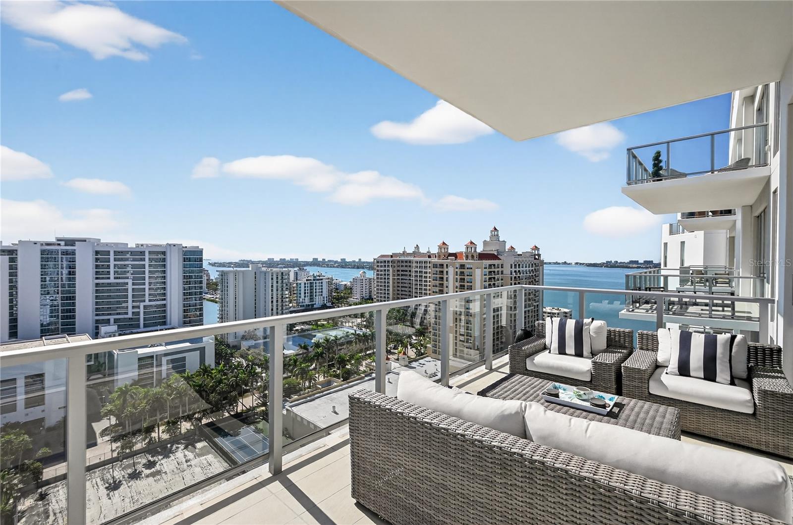 BAYSO SARASOTA - Residential