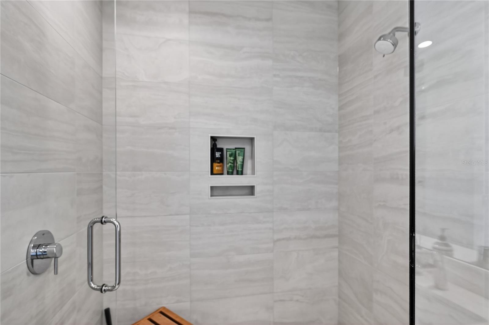 BAYSO SARASOTA - Residential