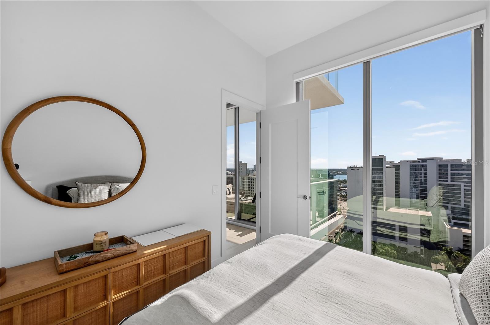 BAYSO SARASOTA - Residential