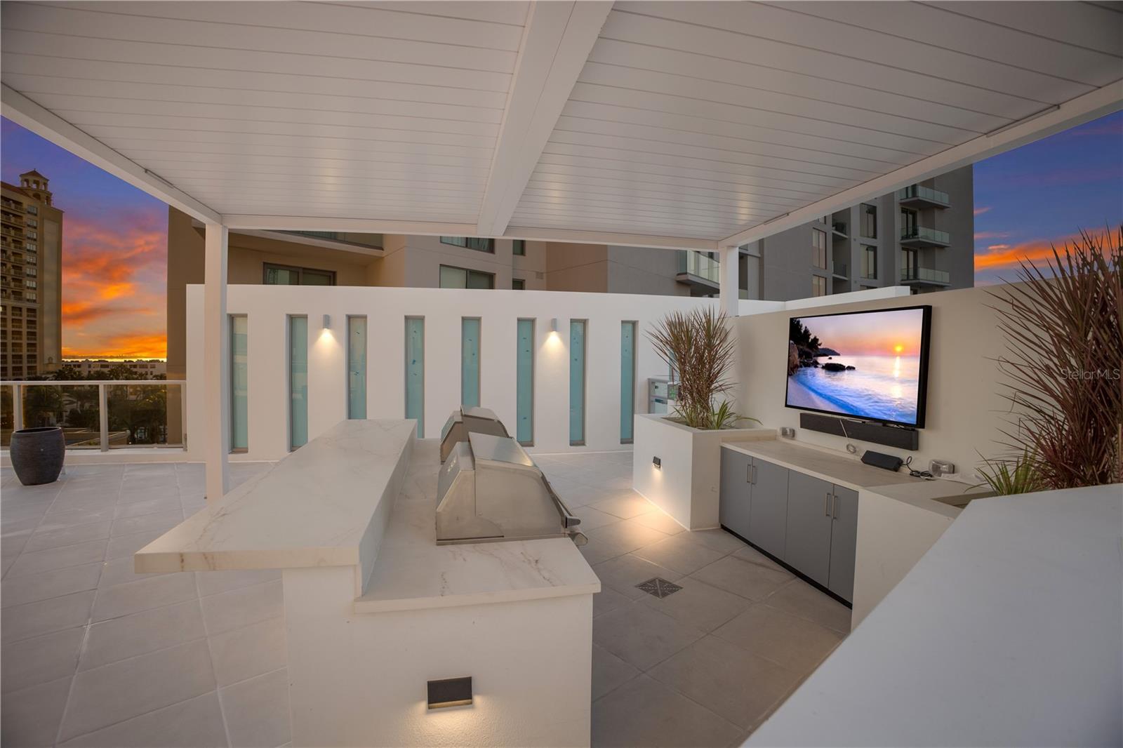 BAYSO SARASOTA - Residential