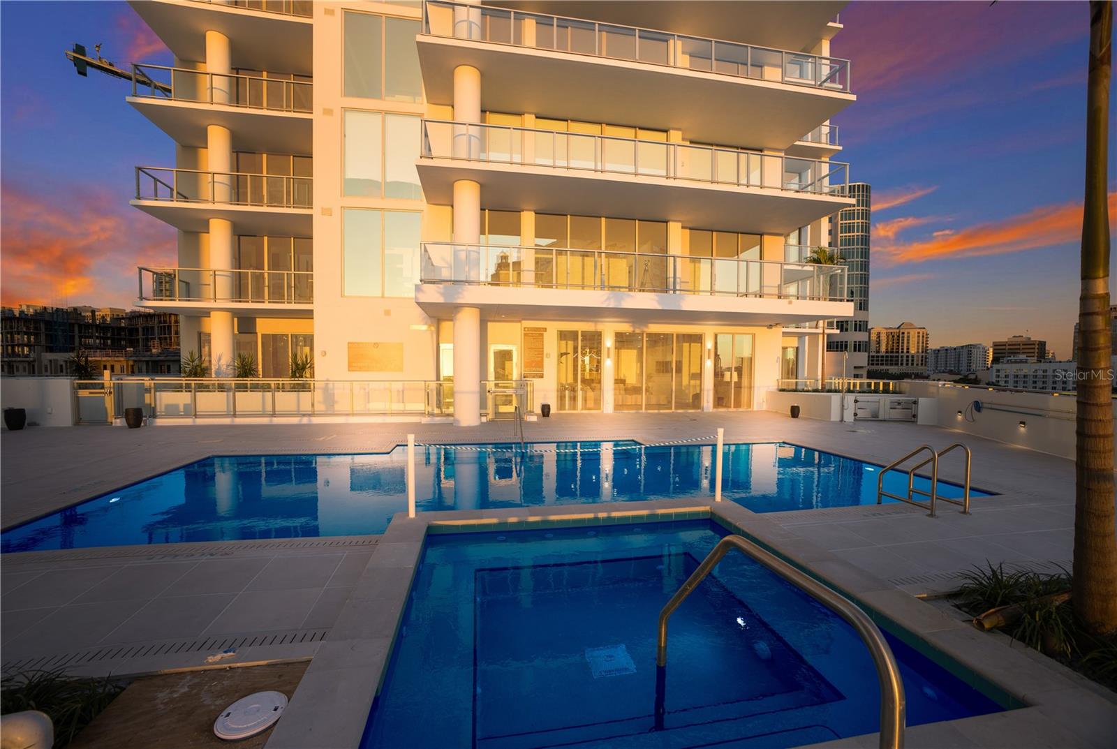 BAYSO SARASOTA - Residential