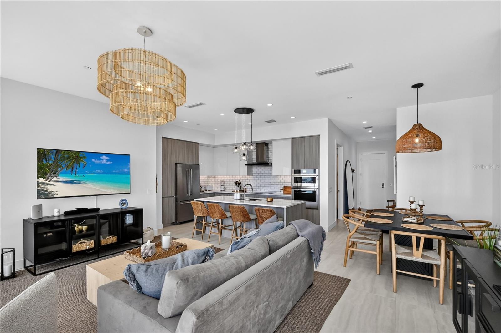 BAYSO SARASOTA - Residential