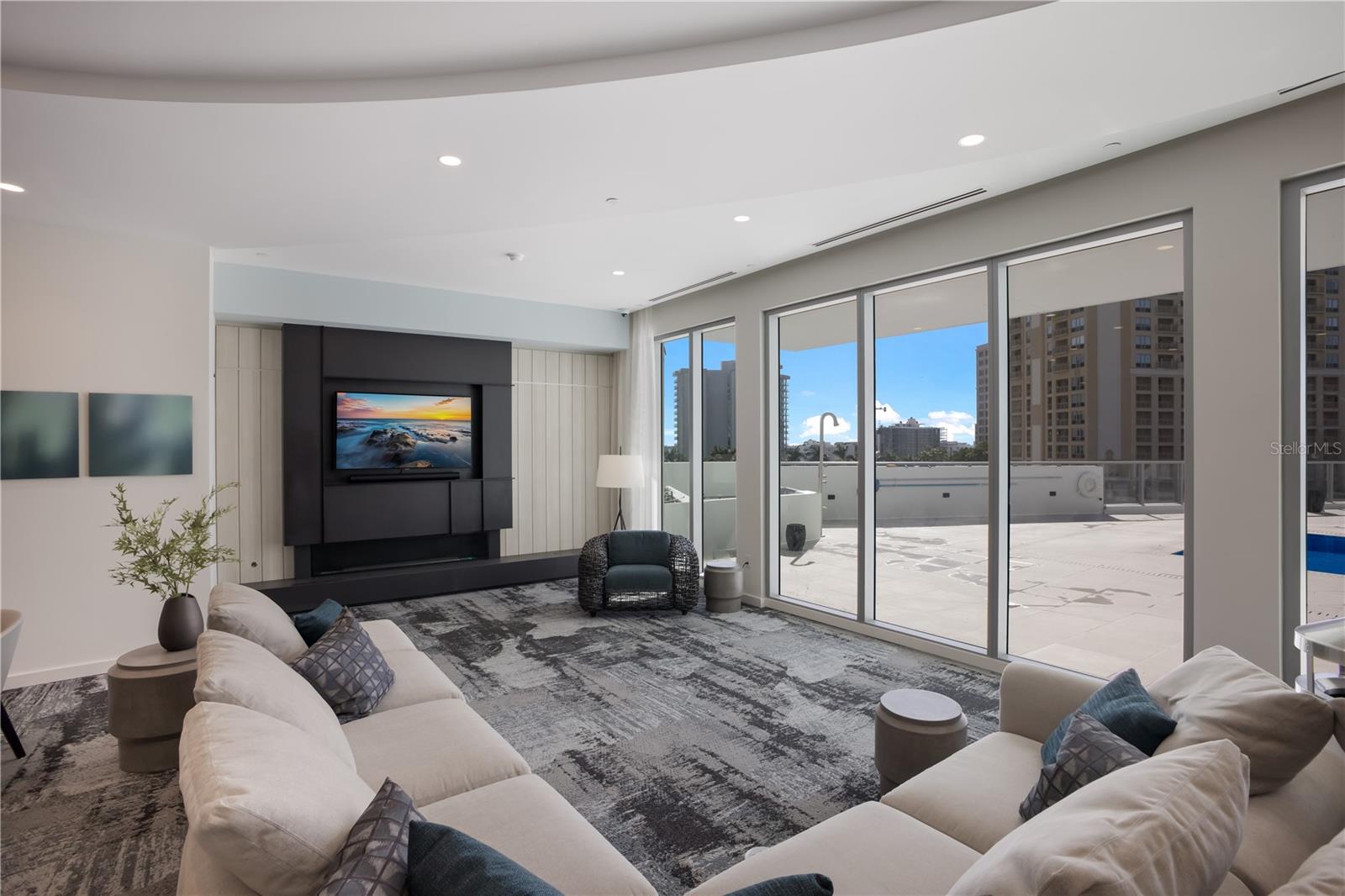 BAYSO SARASOTA - Residential