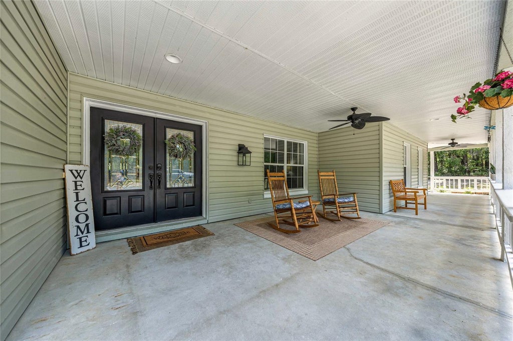 Photo of 2301 E Mary Lue Street, Inverness, FL 34453 (MLS # G5114714)