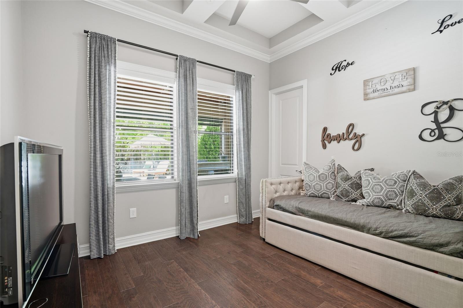 ESTANCIA PH 1C - Residential