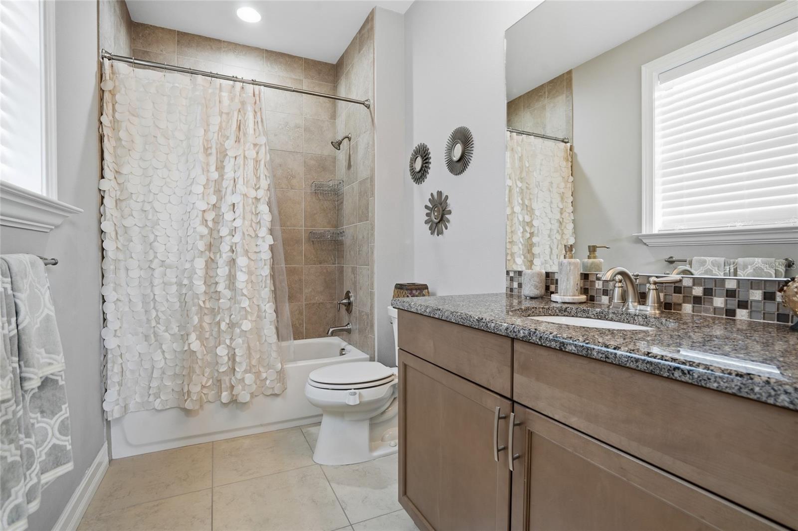 ESTANCIA PH 1C - Residential