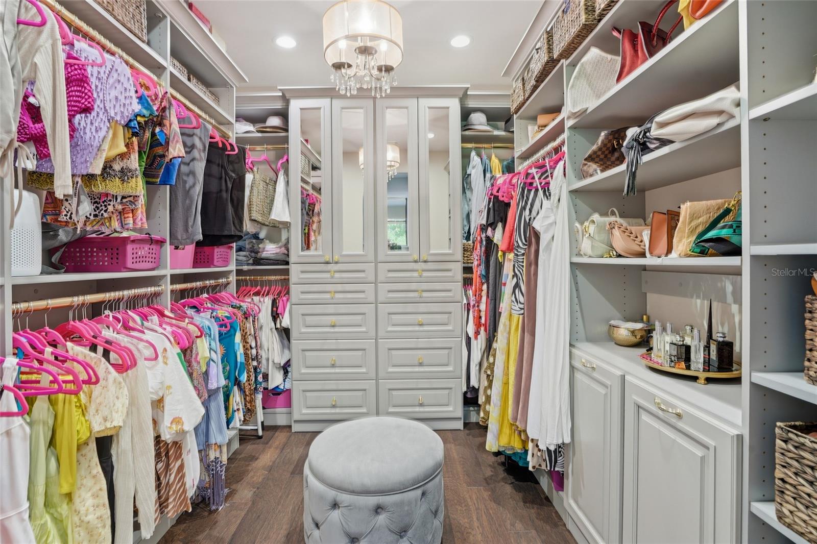 ESTANCIA PH 1C - Residential