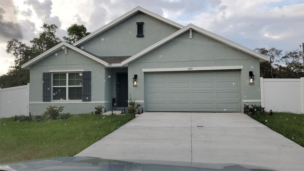 Photo of 6315 Hillview Road, Spring Hill, FL 34606 (MLS # S5127485)