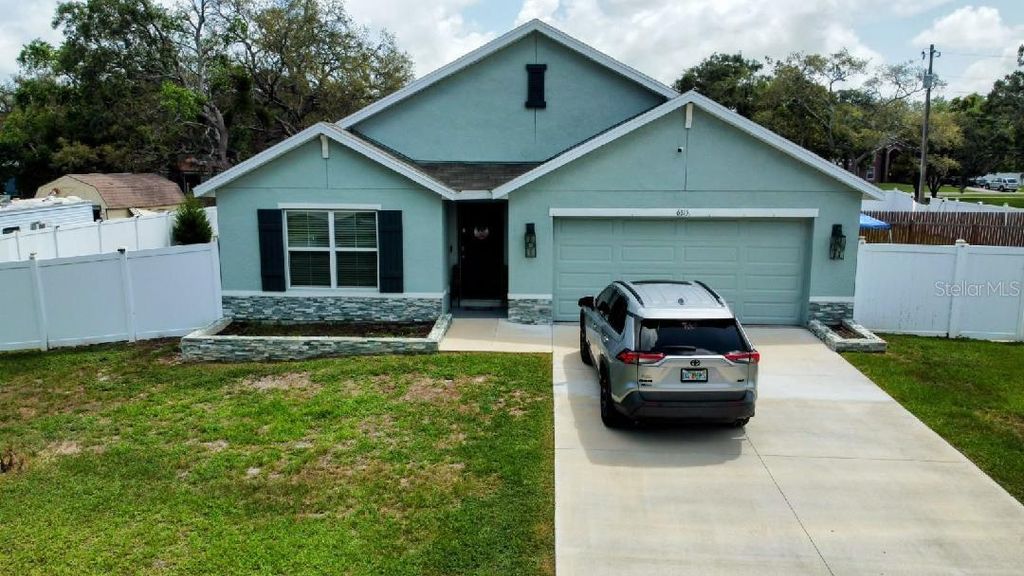 Photo of 6315 Hillview Road, Spring Hill, FL 34606 (MLS # S5127485)