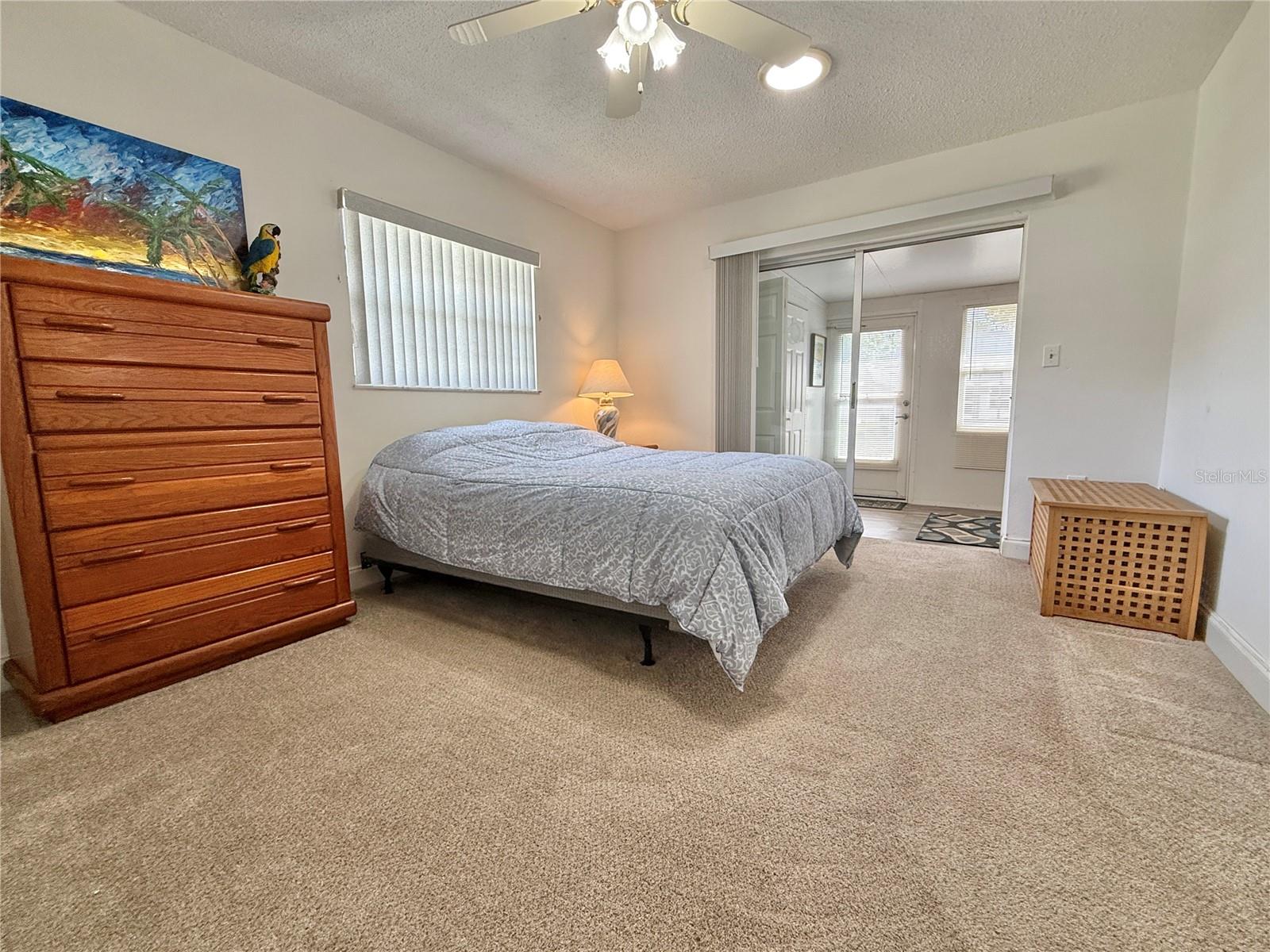 PARADISE POINTE WEST - Residential