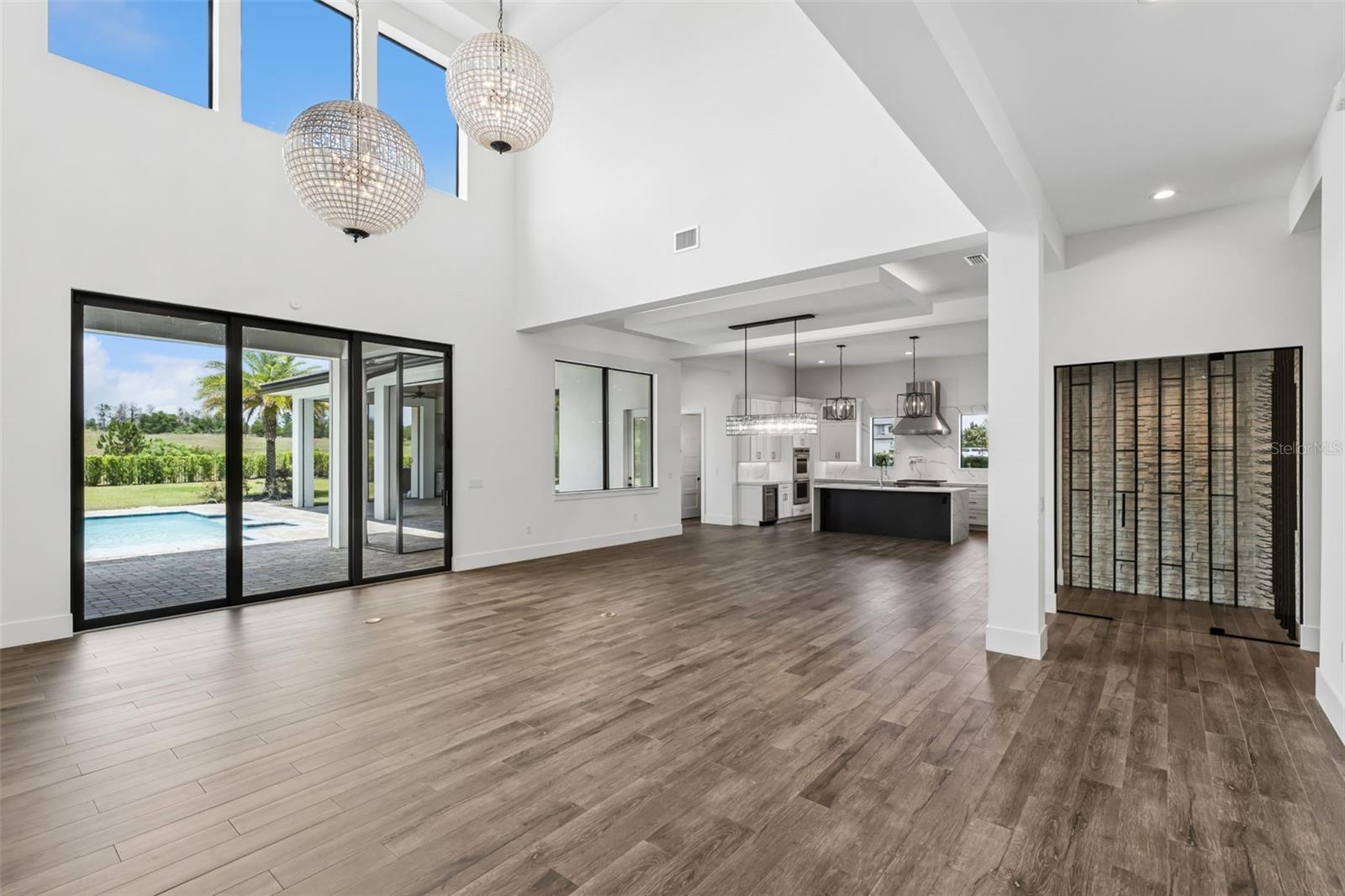 BELLA COLLINA EAST SUB - Residential