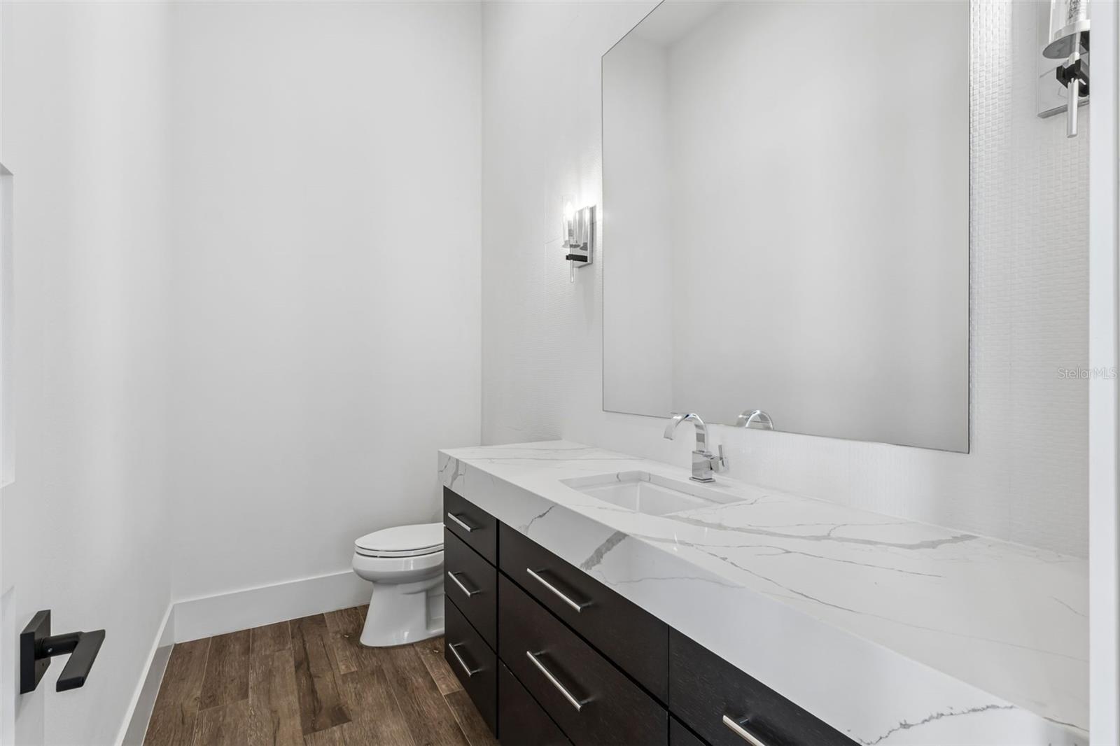 BELLA COLLINA EAST SUB - Residential