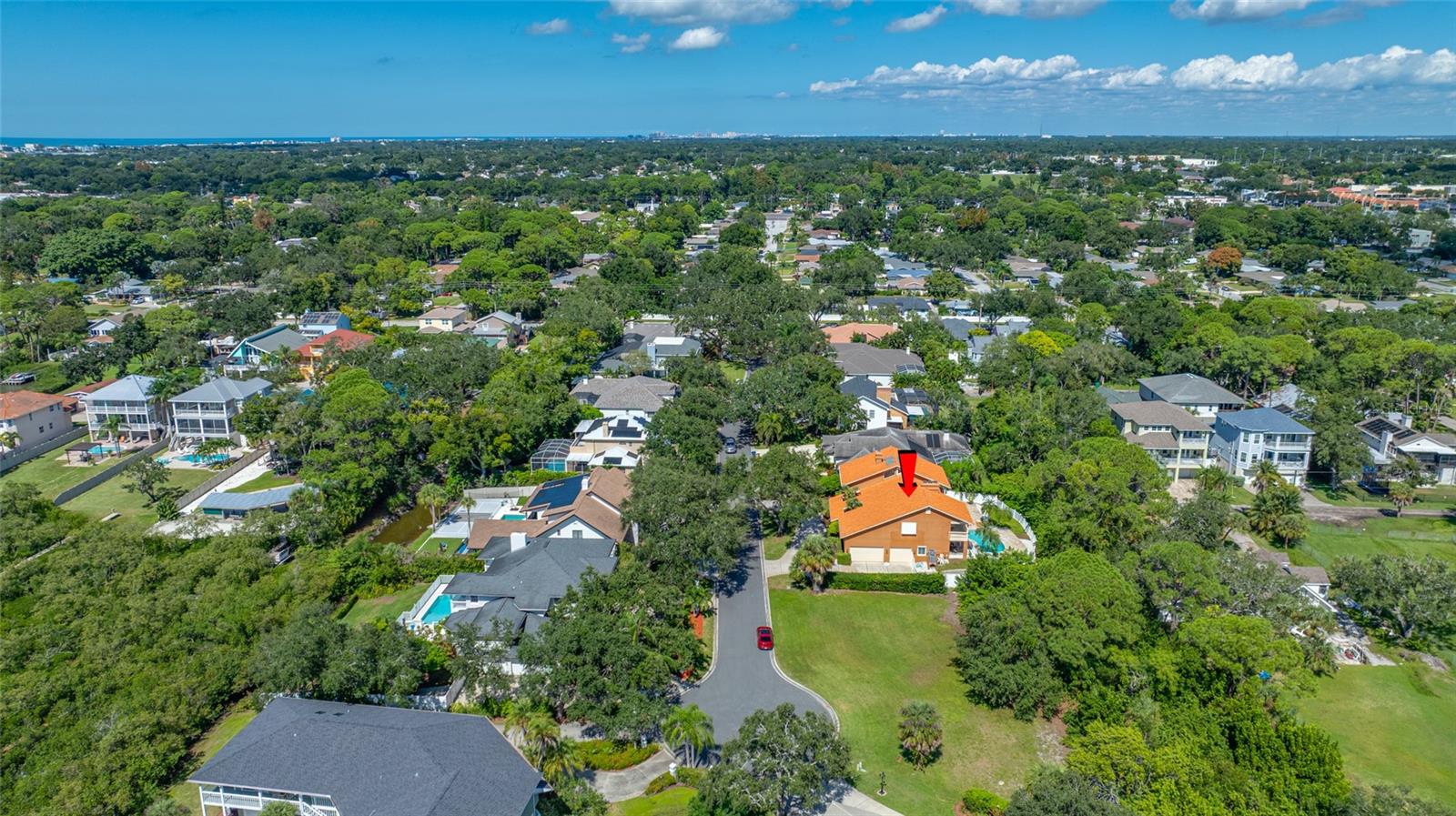 7239 HUNT CLUB LANE