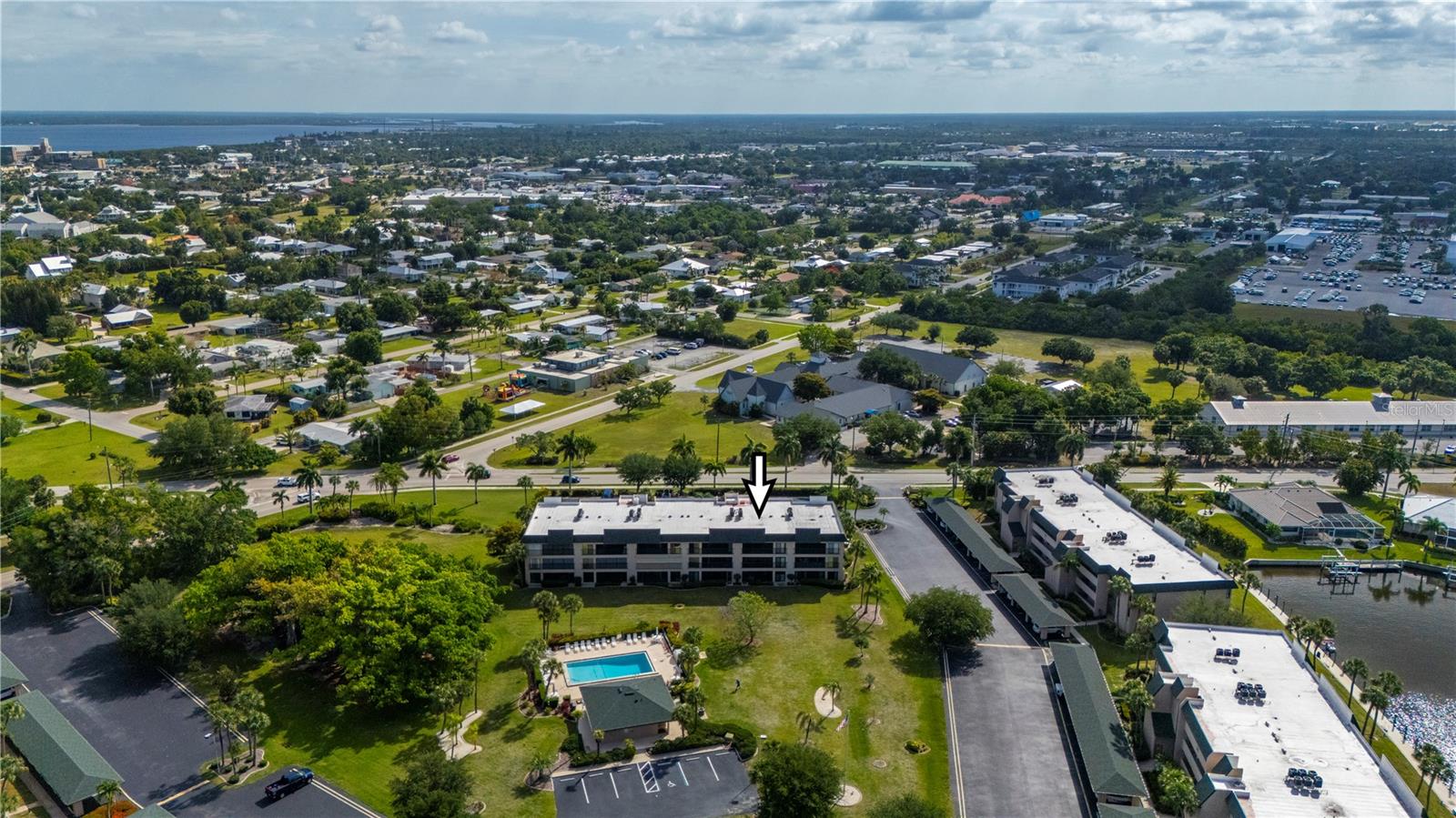BANYAN POINT PH 03 - Residential