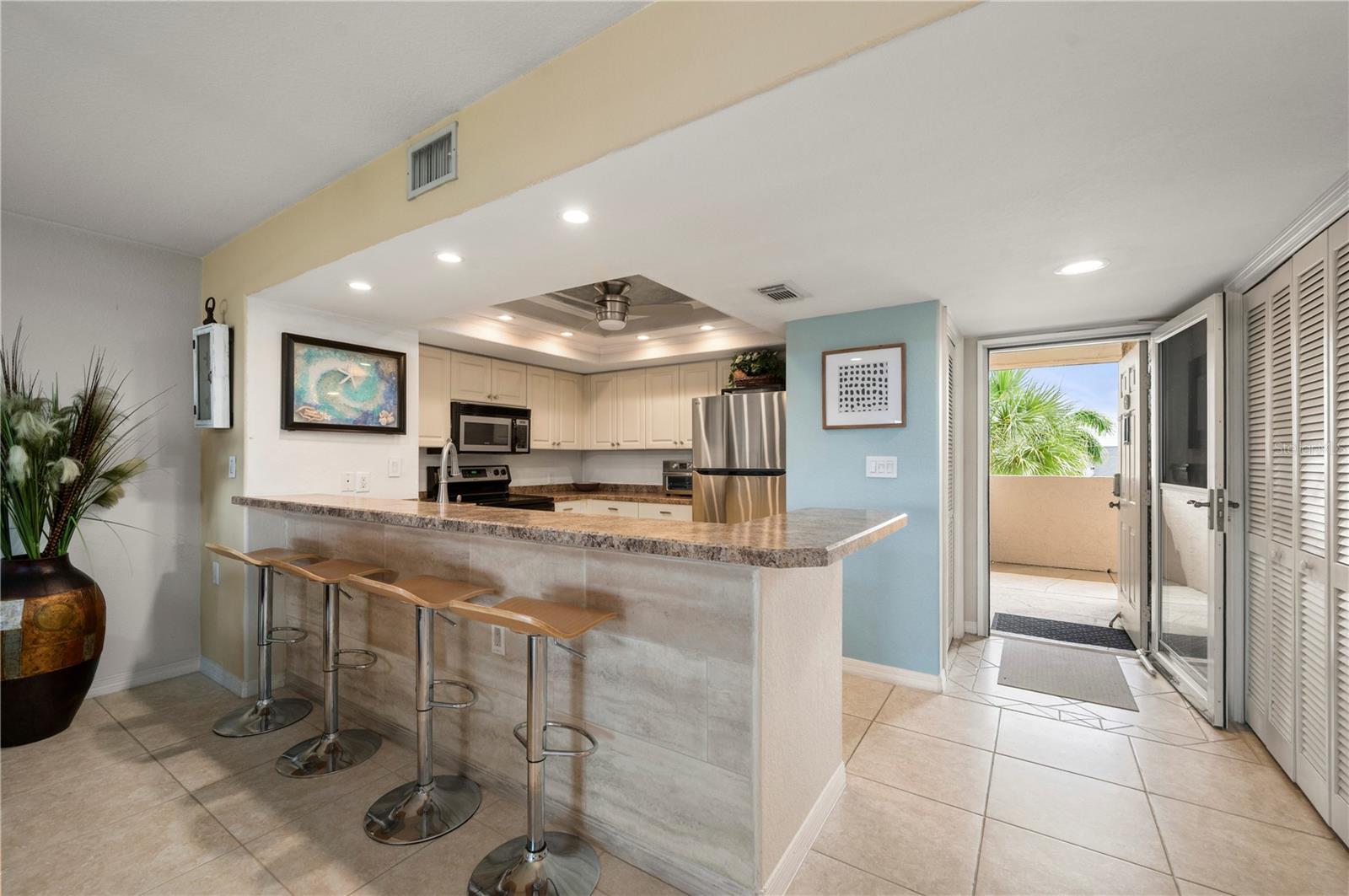 BANYAN POINT PH 03 - Residential