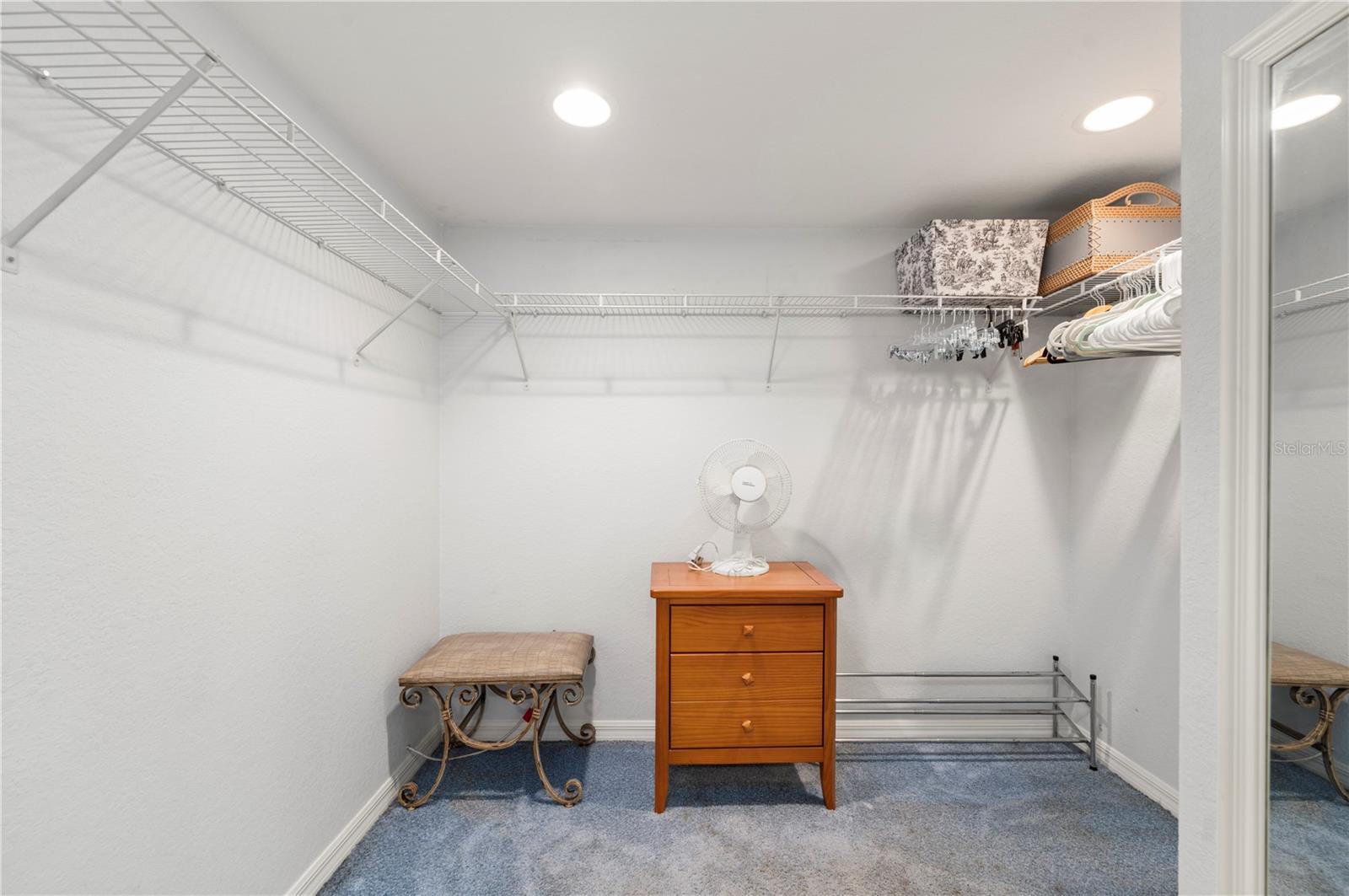 BANYAN POINT PH 03 - Residential