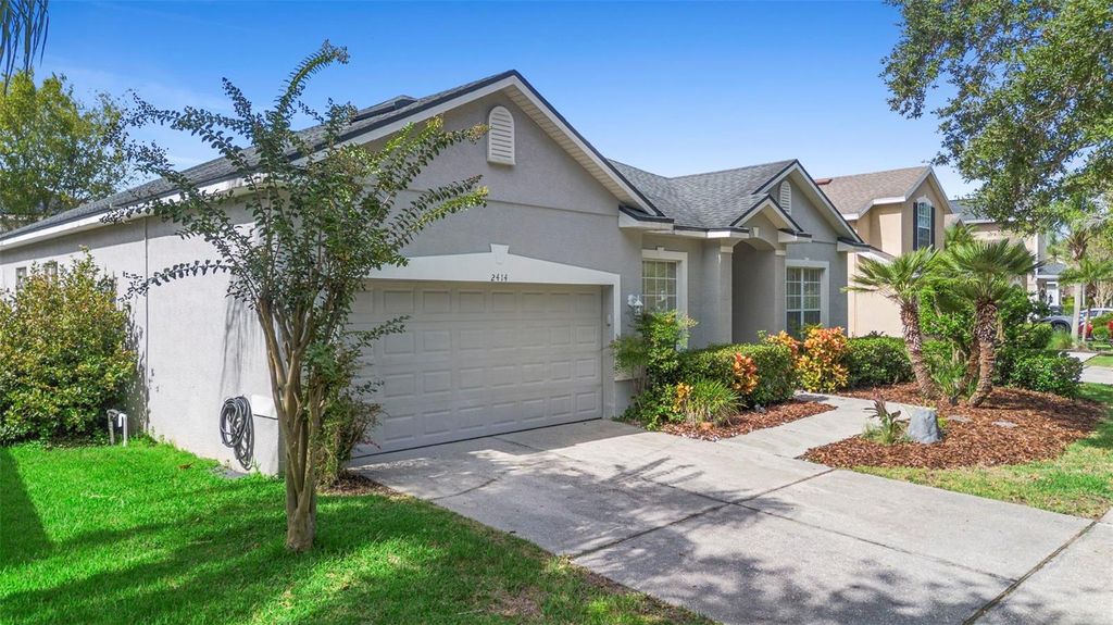 Photo of 2414 Ridgemoor Drive, Orlando, FL 32828 (MLS # O6350023)