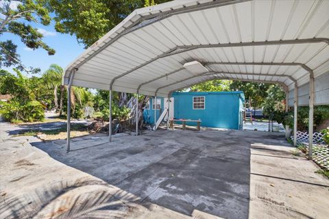 Photo of 2839 19th Street W, Bradenton, FL 34205 (MLS # TB8443429)