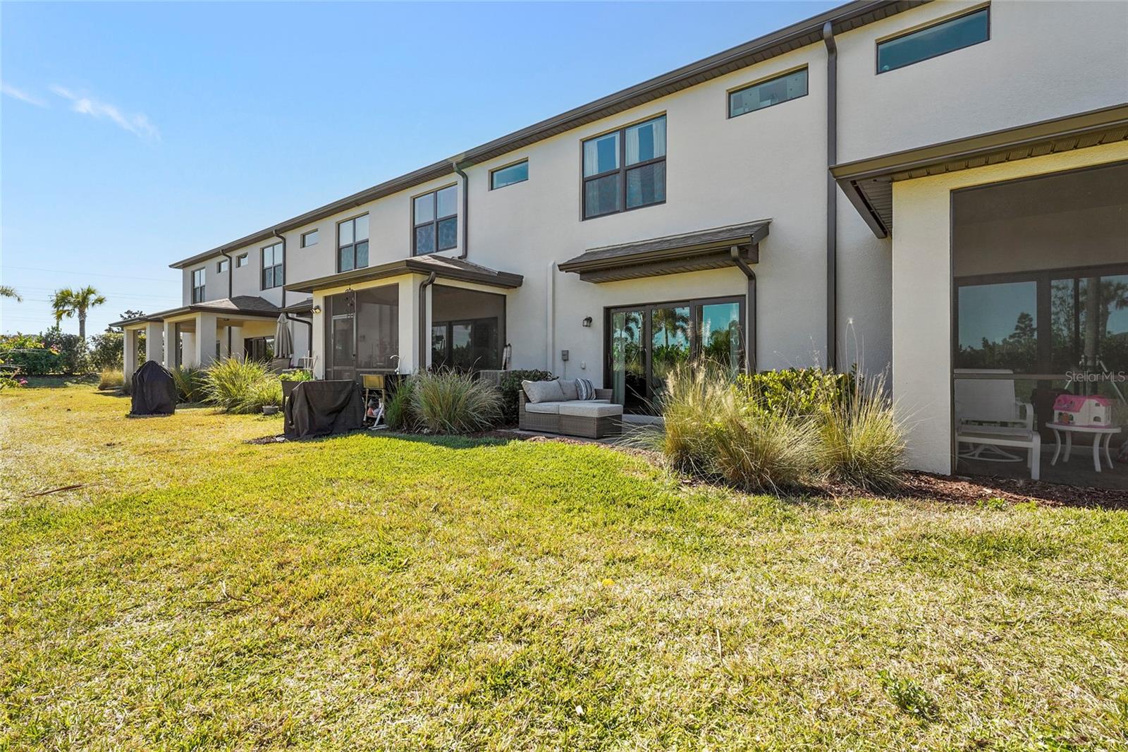 AVANTI/WATERSIDE - Residential