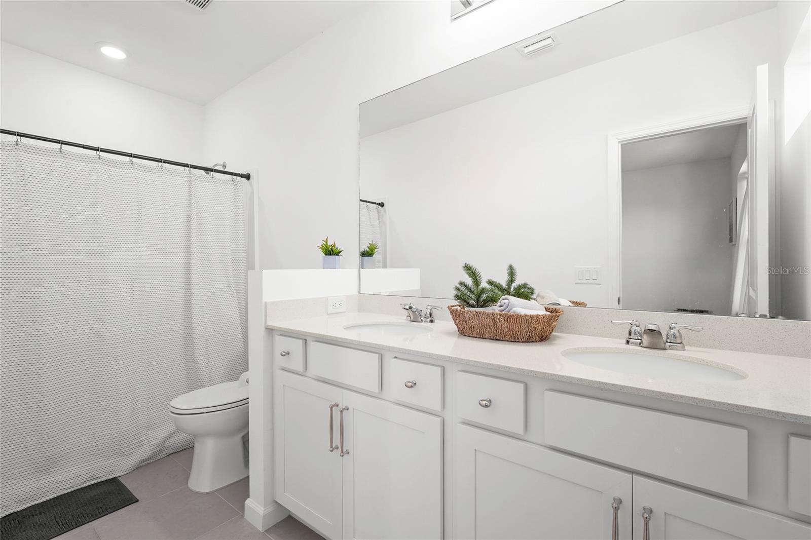 AVANTI/WATERSIDE - Residential