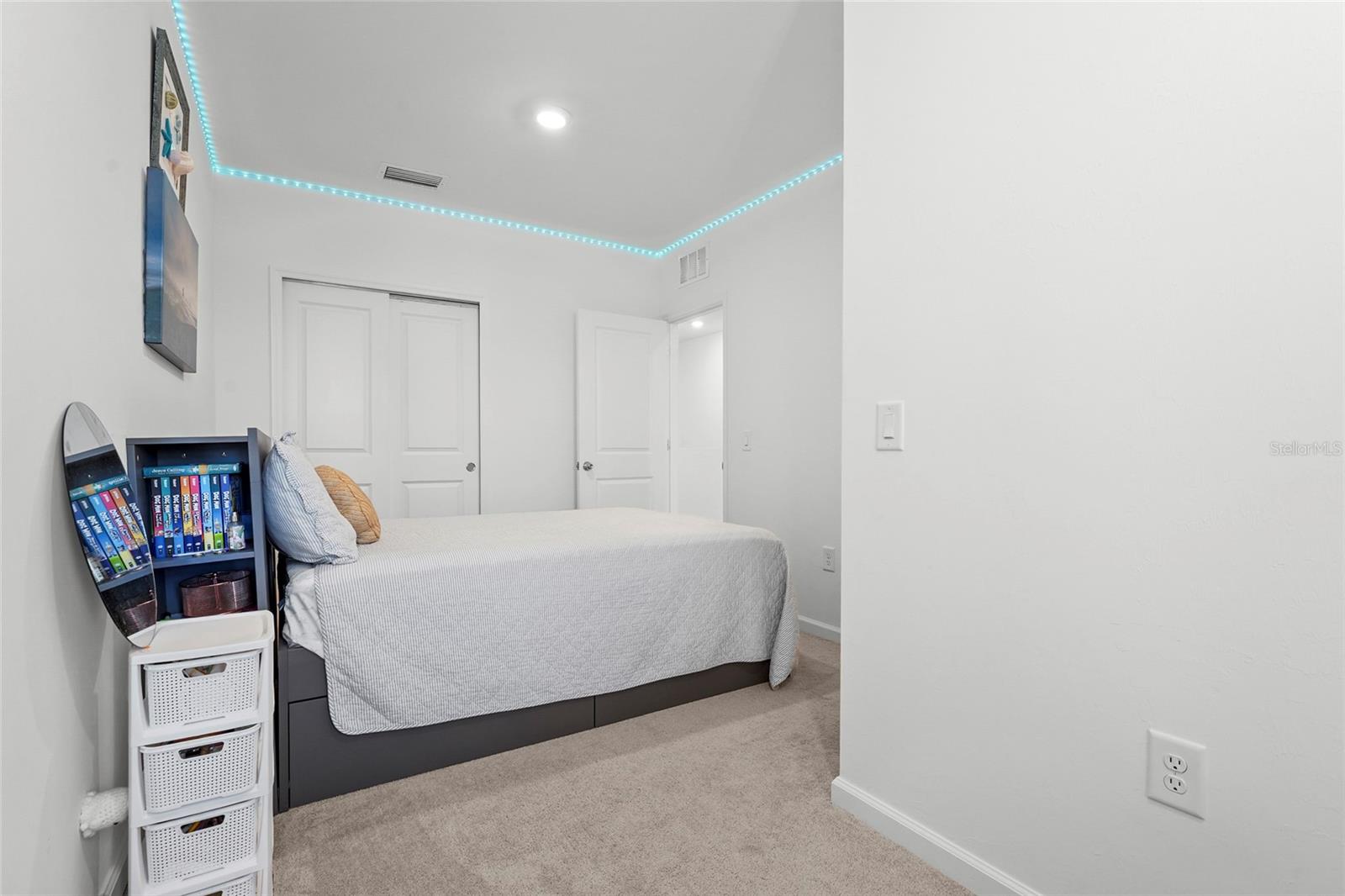 AVANTI/WATERSIDE - Residential