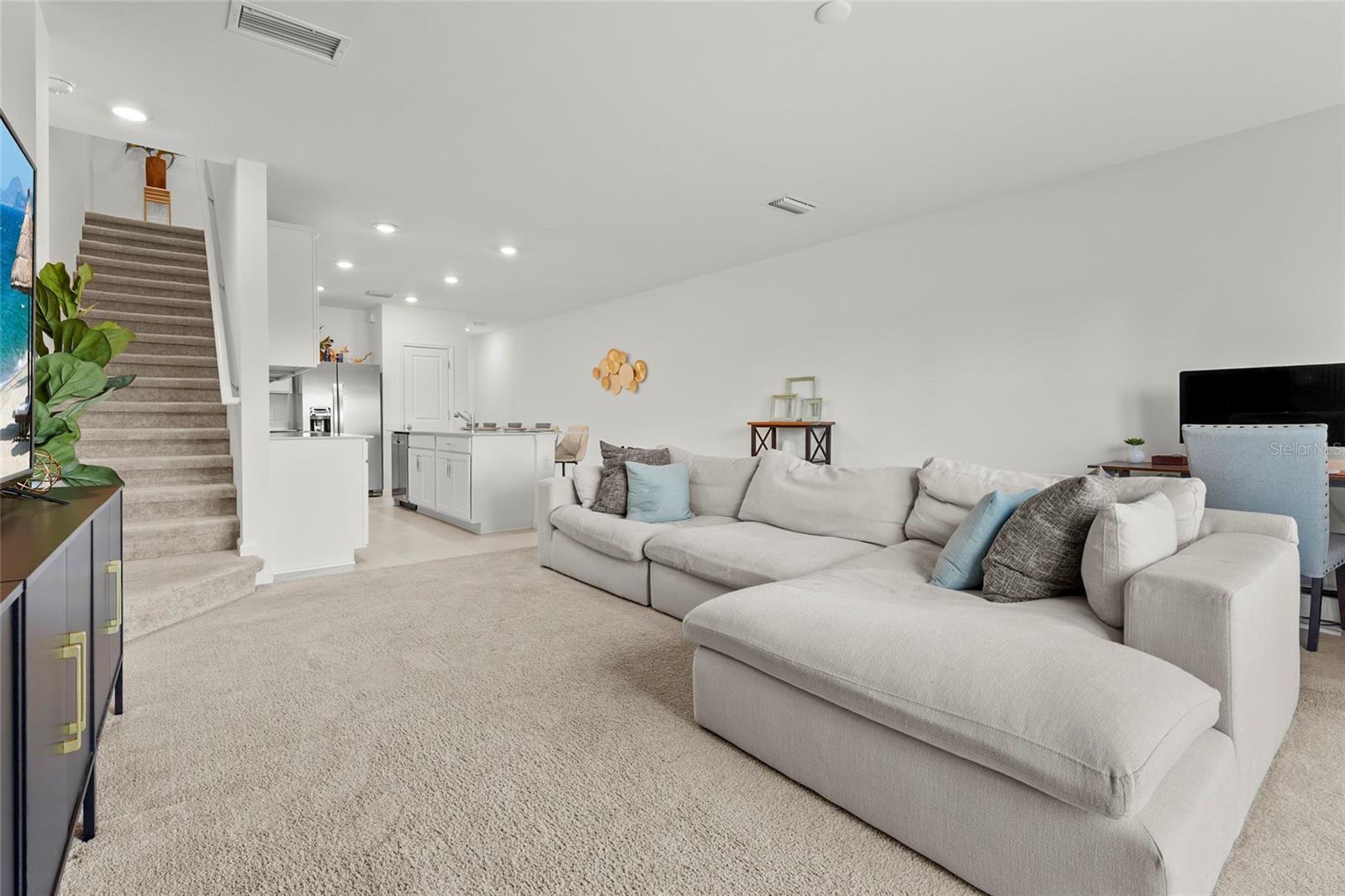 AVANTI/WATERSIDE - Residential