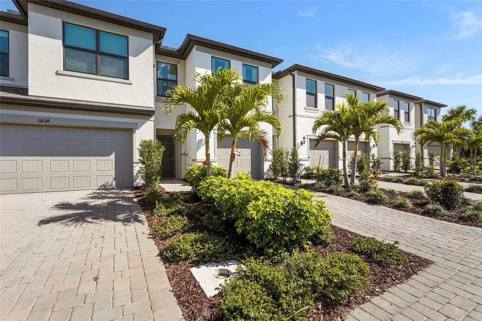 AVANTI/WATERSIDE - Residential