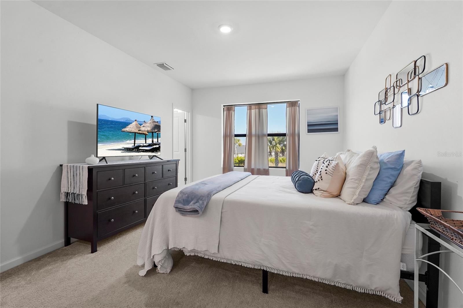 AVANTI/WATERSIDE - Residential