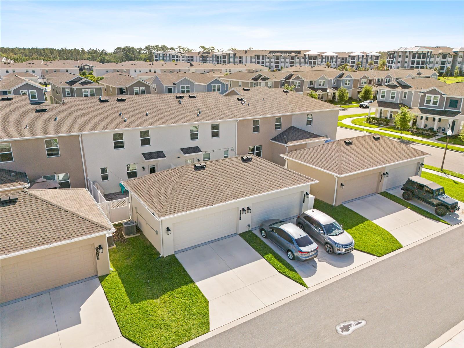 STOREY GROVE - Residential