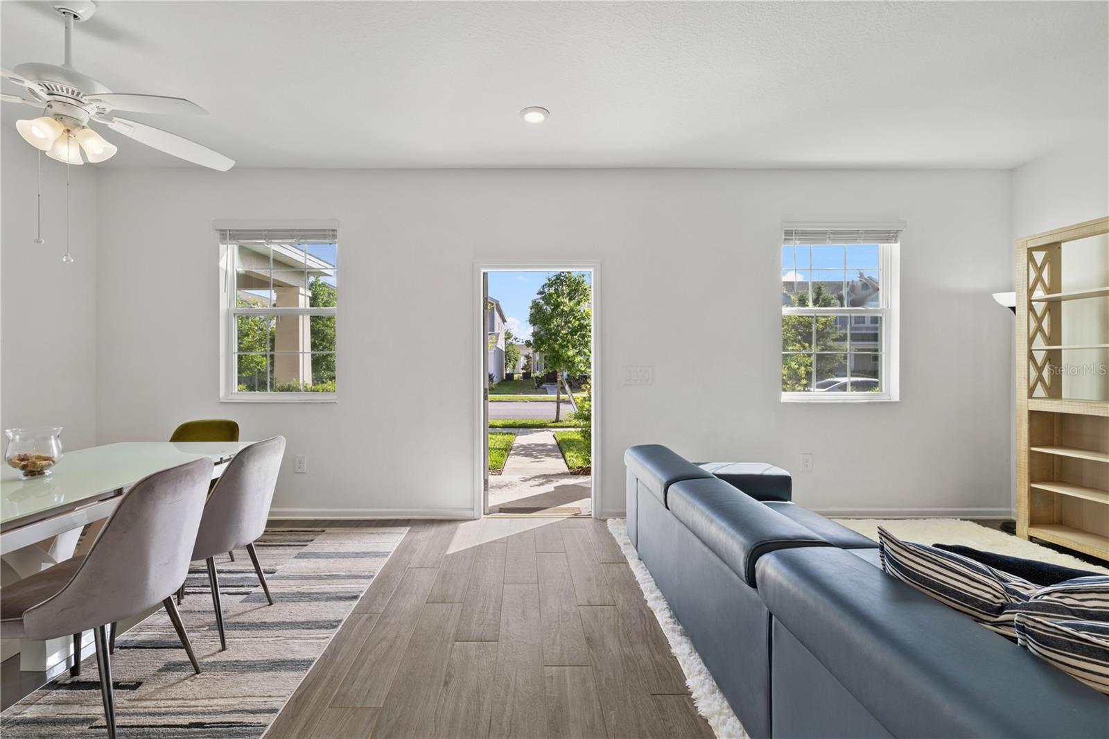 STOREY GROVE - Residential