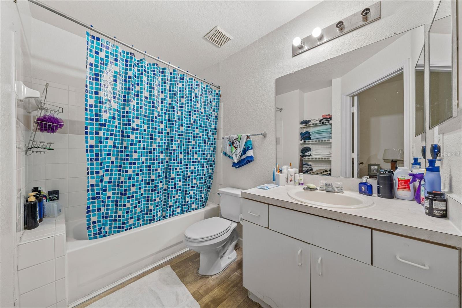 17104 CARRINGTON PARK DRIVE 528