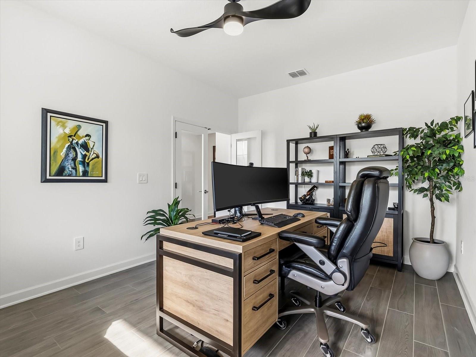 STOREY PARK - Residential