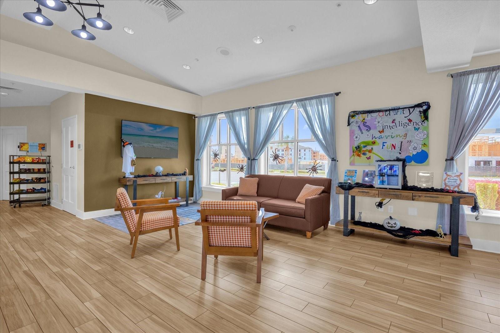 STOREY PARK - Residential