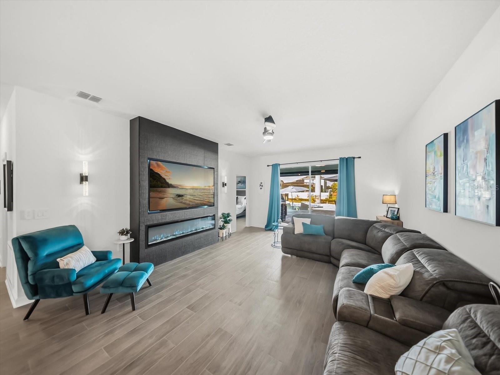 STOREY PARK - Residential