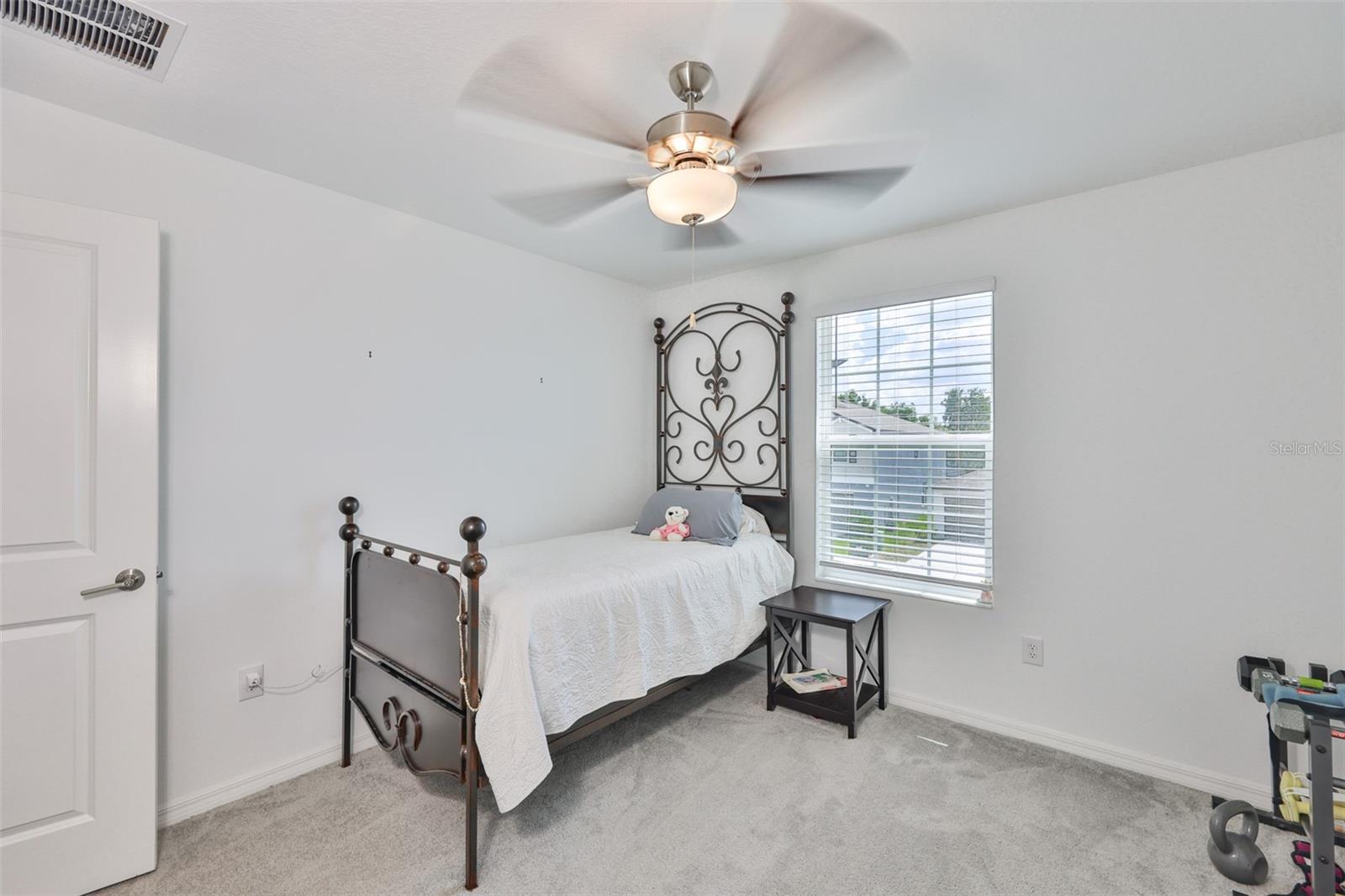 TRIPLE CRK VILLAGE N & P - Residential Lease