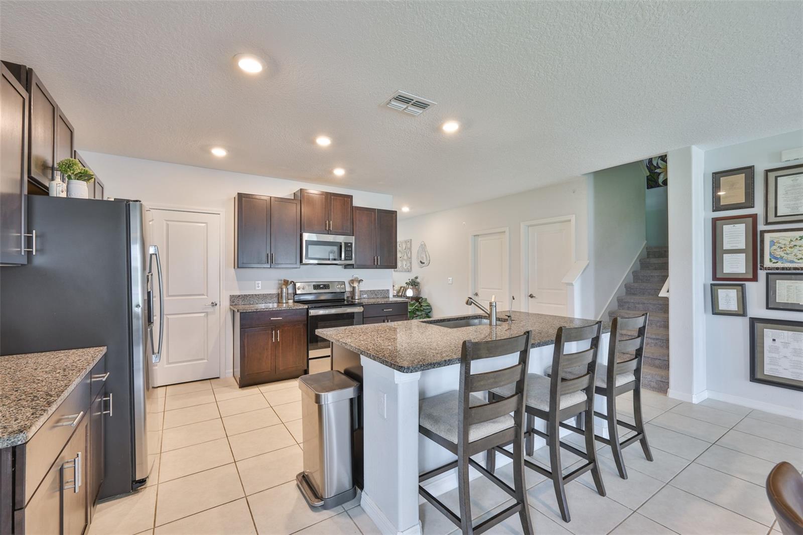 TRIPLE CRK VILLAGE N & P - Residential Lease