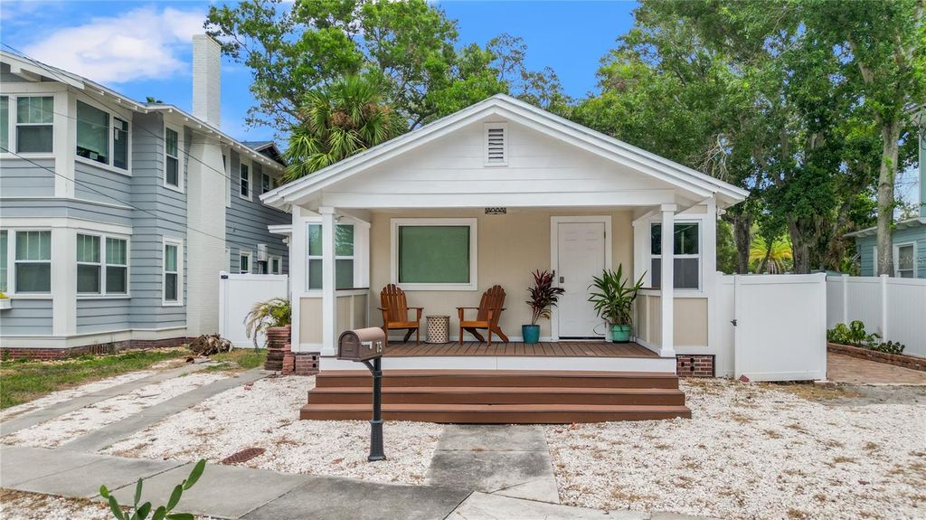 Photo of 609 N Osceola Avenue, Clearwater, FL 33755 (MLS # TB8441847)