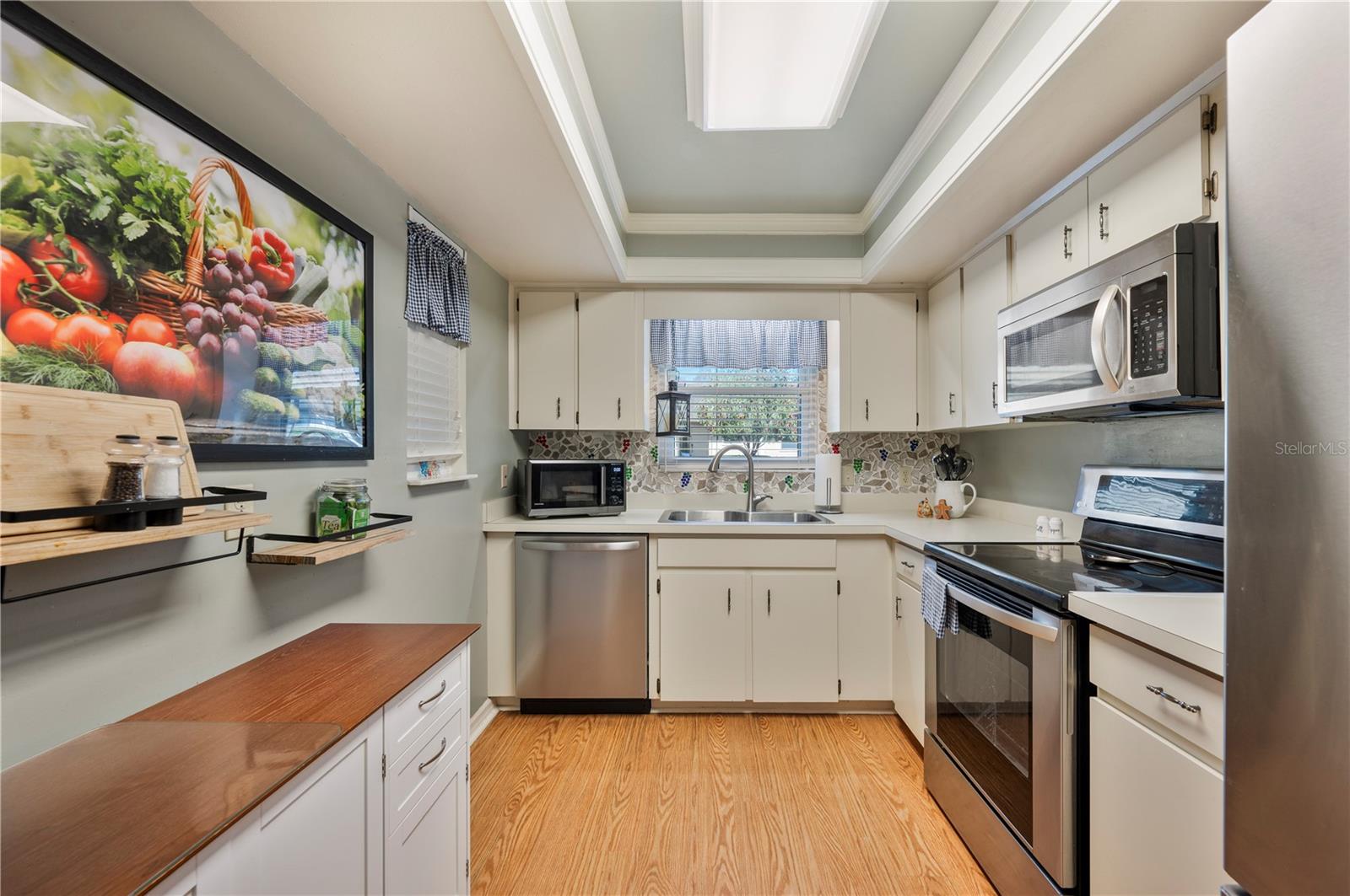 KIMBERLEA CONDO 06 PH 01 - Residential