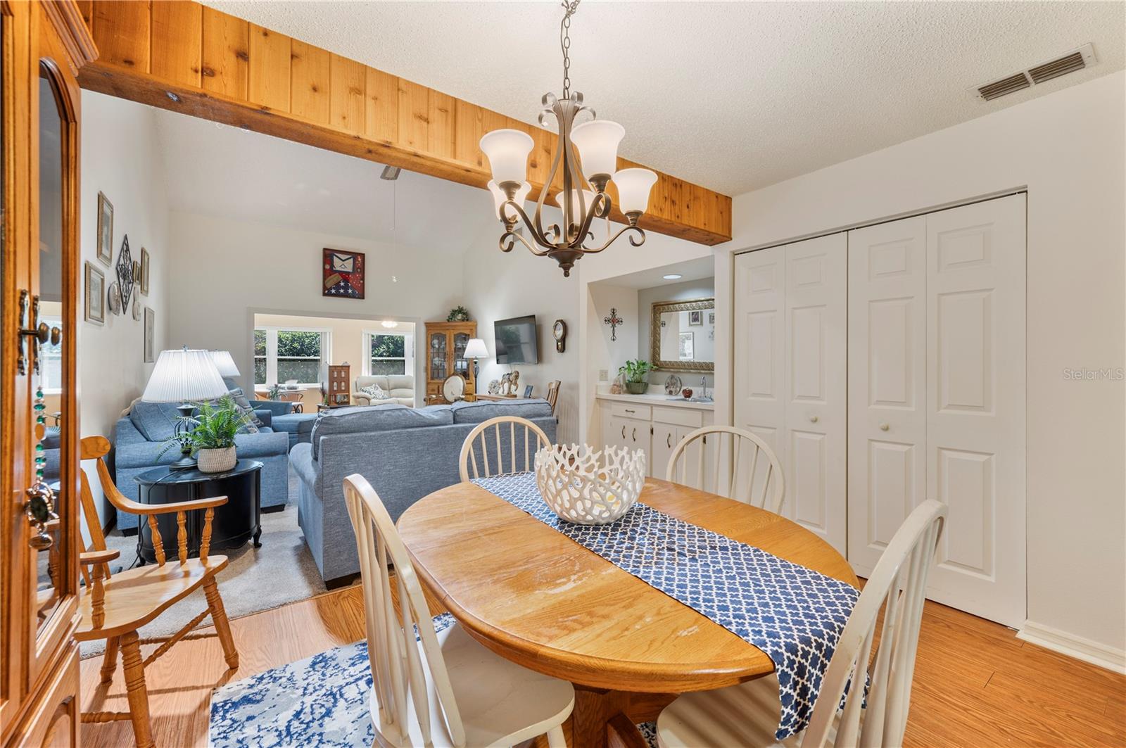 KIMBERLEA CONDO 06 PH 01 - Residential