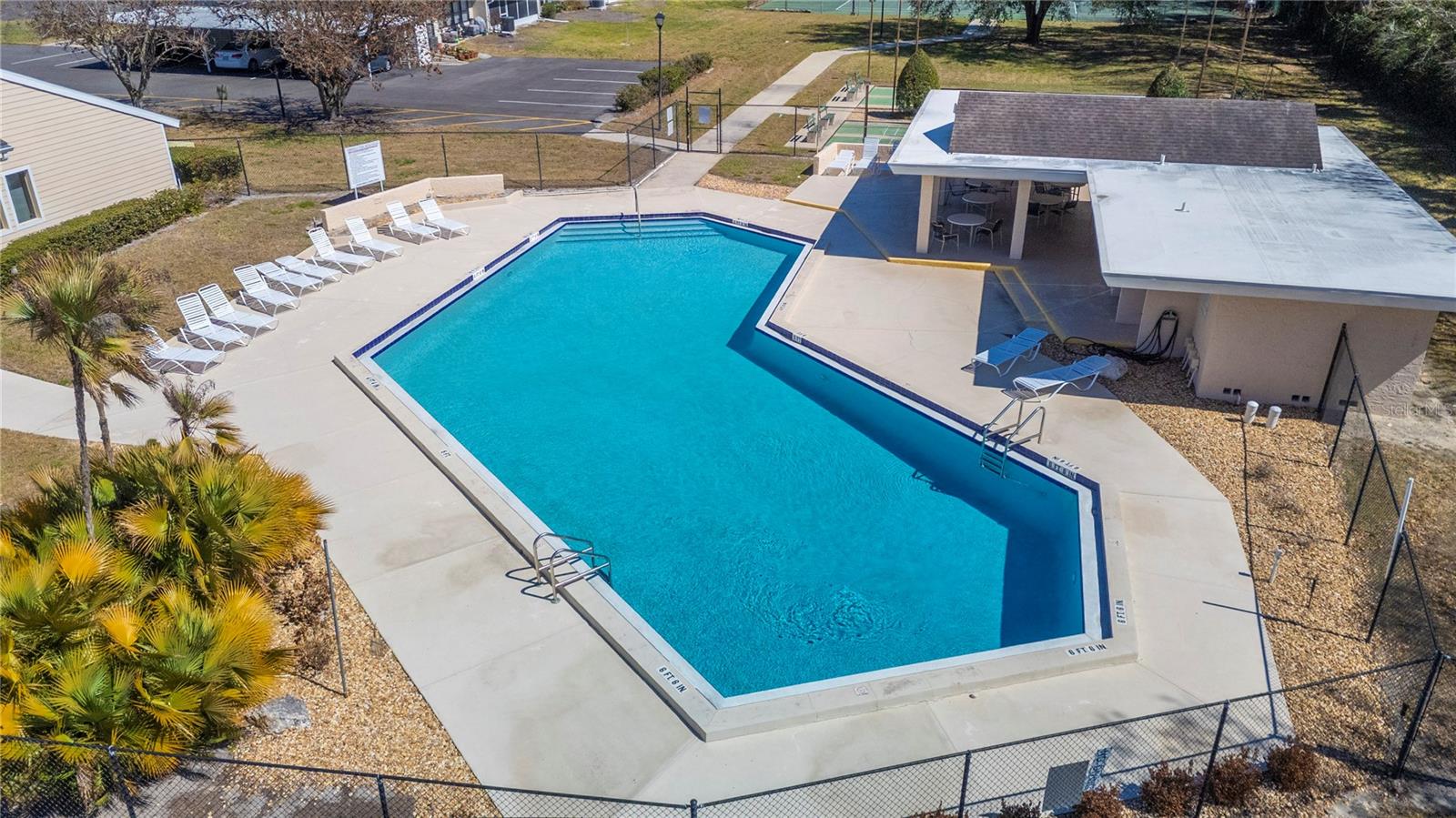 KIMBERLEA CONDO 06 PH 01 - Residential