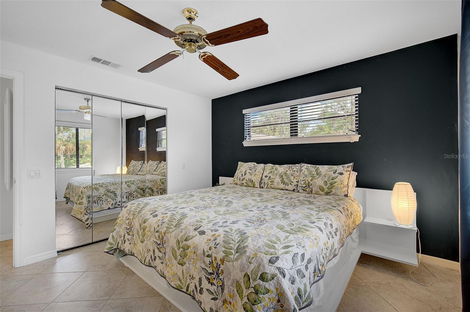 SCHOONER BAY - Residential