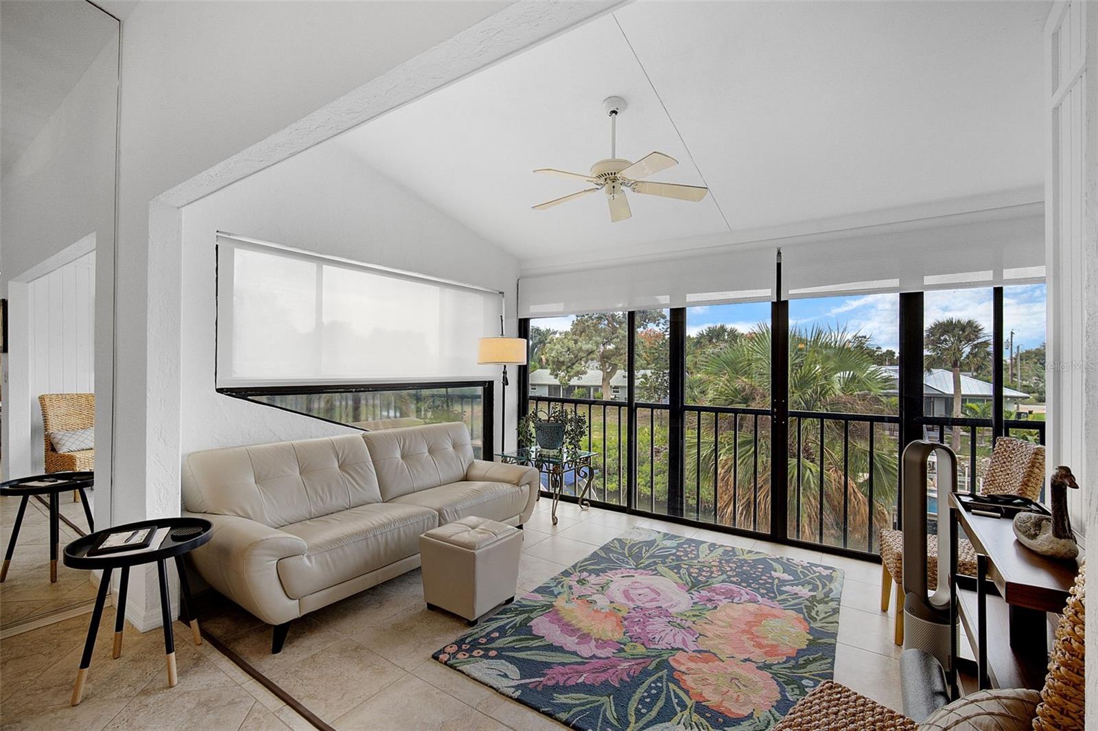 SCHOONER BAY - Residential