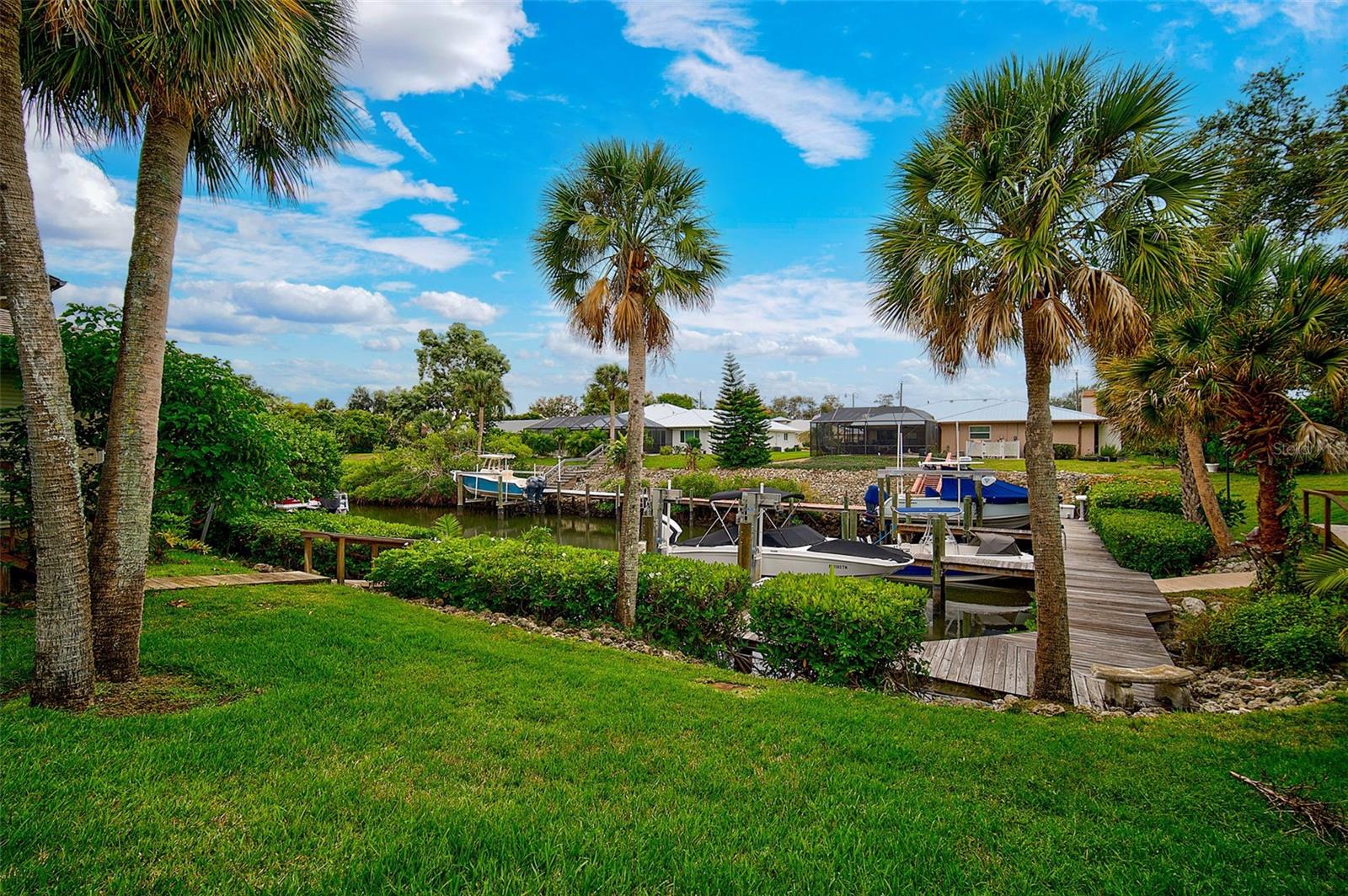 SCHOONER BAY - Residential