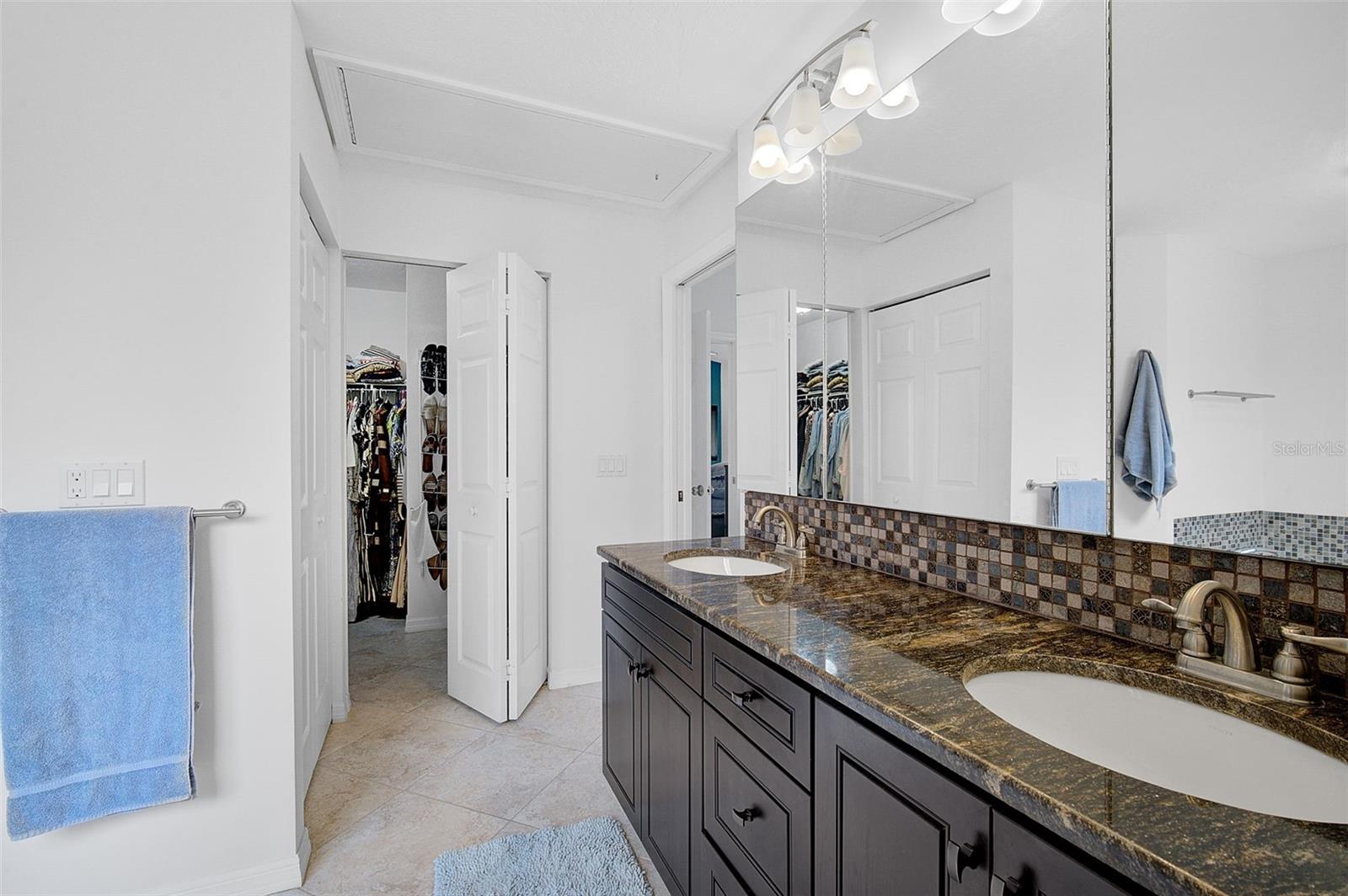 SCHOONER BAY - Residential