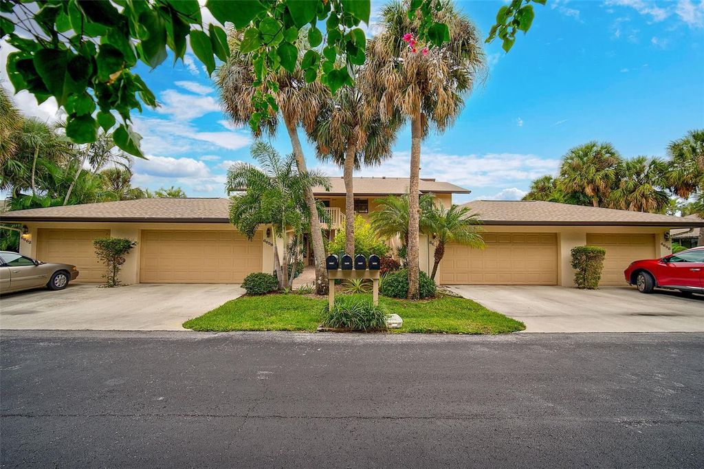Photo of 6660 Schooner Bay Circle #6660, Sarasota, FL 34231 (MLS # A4692279)