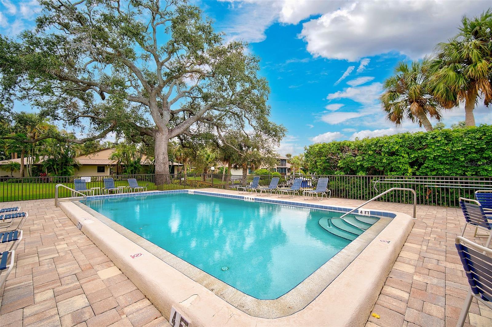 SCHOONER BAY - Residential