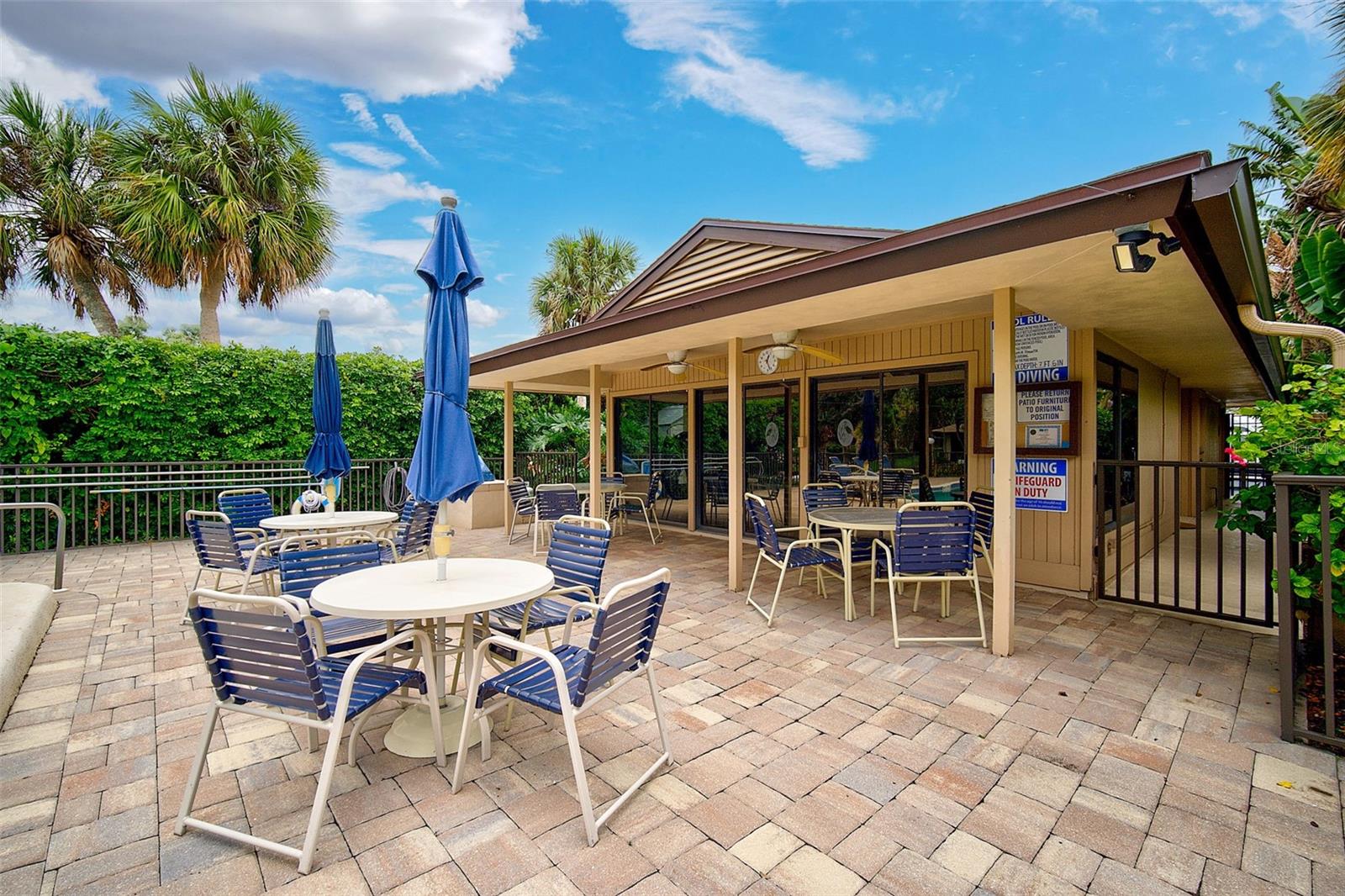SCHOONER BAY - Residential