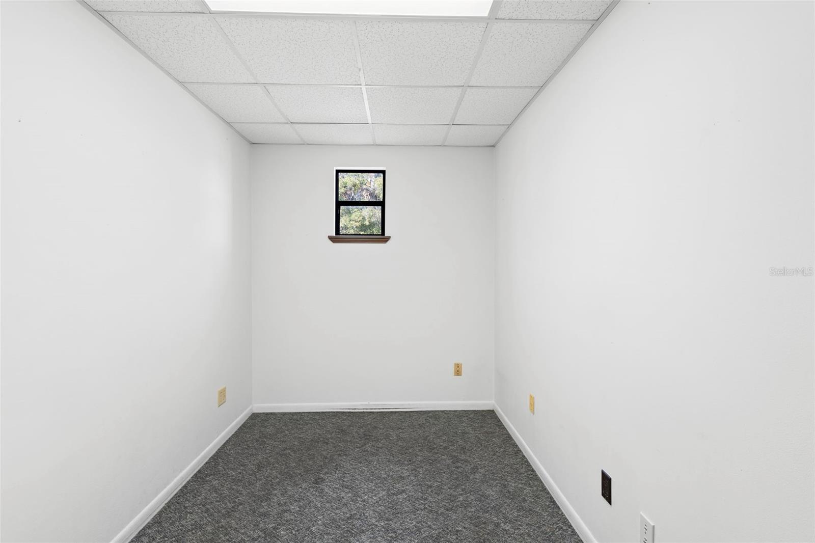 DENNISTONS ORANGE CITY DELAND FARMS - Commercial Sale